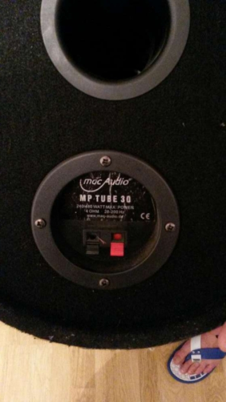 83974308_2_1000x700_vand-subwoofer-auto-mac-audio-fotografii.jpg