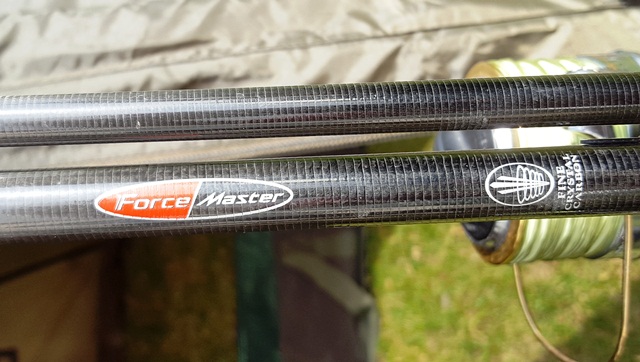 3 lansete Shimano forcemaster 3.96m, 3.5lbs, cu mulinete Okuma powerliner 865 si husa 13'' FreeSpirit - 1400 ron