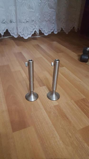 stage stand 2.jpg