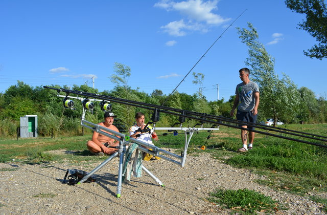 DSC_0437_converted.jpg